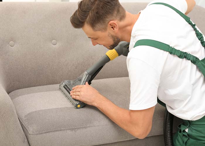 Upholstery cleaning and shampooing in Bristol.
